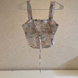 Patterned Women's Tank Top With Buttons And Tie In Front